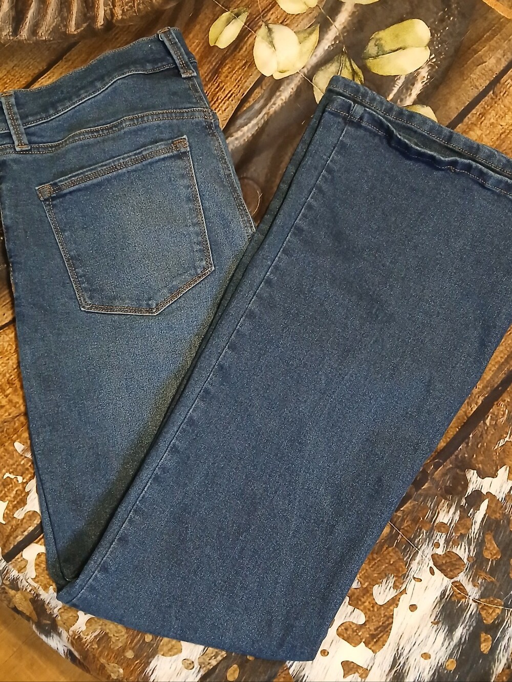 Jessica Simpson High Rise Flare Jeans Women’s Size 12 Dark Wash Stretch 32x33
